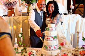 Check spelling or type a new query. New Bride Burst Into Tears When M S Boss Texted Her To Say 130 Wedding Cake She Bought From Store Looks S T