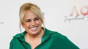 Von diesen bildern können wir gar nicht genug bekommen: So Hat Rebel Wilson Fast 20 Kilogramm Abgenommen