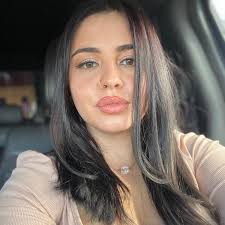 Like the original post to vote! Not the shared one🎃 Guys please take 2  seconds to like this picture of my sweet baby girl!❤️