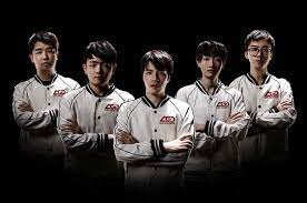 Playing in the competitive field of dota2 come team malaysia. A Malaysian Just Became An Instant Millionaire By Placing Third In A Dota 2 Tournament News Rojak Daily