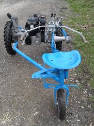 images?q=tbn:ANd9GcTA2HGEPLs3c7QRILdGVT9