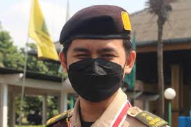 Selamat Hari Pramuka dengan Bendera Semaphore - Desain Unik untuk Unduh Gratis Menarik