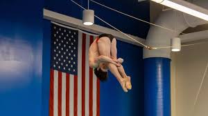 Men's swimming and diving finishes sixth overall at 2017 UNYSCSA  Championship