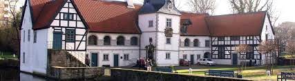 Haus rodenberg (en) wasserschloss in dortmund (de); Haus Rodenberg Parks Und Garten In Dortmund Parks Freizeit Kultur Tourismus Stadtportal Dortmund De