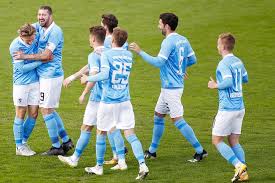 Als erstes steht die 1. Titelverteidiger Bleibt Im Rennen Lowen Gewinnen Elfer Krimi Gegen Ingolstadt Bfv