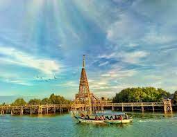 Untuk kalian yang ingin liburan di tempat wisata yang ramah dengan berbagai usia, memiliki wahana permaian dan spot foto yang keren. Harga Tiket Masuk Hutan Mangrove Kadilangu Kulon Progo Agustus 2021 Wisata Milenial