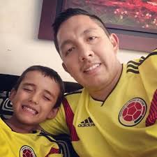 Andres Tobar (@andresrt14)