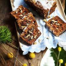 1 l de crème glacée à la vanille, 4 pommes à bonne tenue à la cuisson, type golden, 125 g de sucre en poudre, 50 g de raisins secs, 3 cuillère. Dessert Recettes D Automne Recettes Faciles Et Rapides Cuisine Madame Figaro