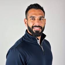 Tune into the Life in Programmatic DOOH podcast and discover the benefits  of programmatic DOOH through real campaign insights.