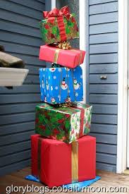 Stacked Gifts Outdoor Decoration Contact Paper Might Work W Duck Tape Christmas Display Outdoor Christmas Decorations Office Christmas