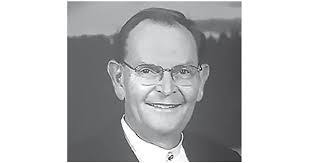 Bruce Tichenor's Instagram, Twitter & Facebook