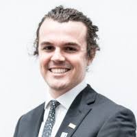 900+ "Stifter" profiles