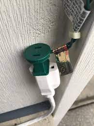 How to protect outdoor extension cord from rain diy. Do I Need To Worry About Rain Water Getting Into The Open Ground Socket Home Improvement Stack Exchange