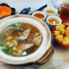 The forkfuls of at ban lee, you can have bak kut teh for breakfast, lunch and dinner! Ah Hui Bak Kut Teh Melaka Restaurant Reviews Phone Number Photos Tripadvisor