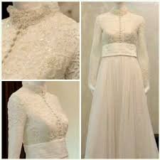 Orang tua cerai dan sang anak diasuh oleh ibu, sang ayah tidak pernah memberi nafkah, lalu ketika sang anak mau menikah, apa wali nikah harus sang ayah? Snow White Party Ekslusif Dress Party Resleting Belakang Bahan Ceruty Sifon Sutra Dengan Renda Bor Gaun Pengantin Sederhana Pakaian Pesta Pakaian Perkawinan