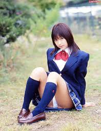 Get closer to 谷まりあ through her intimate panties shot