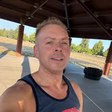 We got that ❤ for G-Eazy and Halsey... the crazy kind! #RockinEve