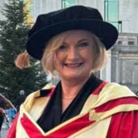 500+ "Dr. Tracey" profiles