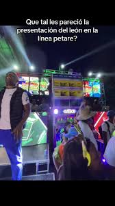 Presentación del León en Petare durante el Carnaval