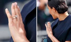 The retail value of a ring like this would be dependent on the colour and clarity of the diamonds, which it is impossible to ascertain from an. Meghan Markle Vs Kate Middleton Engagement Ring Which Royals Ring Is More Precious Uk News Express Co Uk