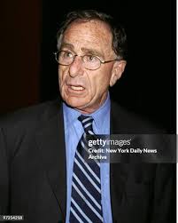 123 Leonard & Allison Stern Stock Photos, High-Res Pictures, and Images