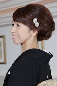 結婚式当日のお母様の髪型を探すならなら 結婚準備室 髪型 留袖 ヘアスタイル 黒留袖 髪型