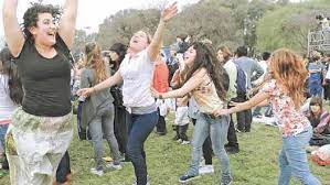 Dinámicas divertidas y actividades recreativas para tu grupo juvenil. Juegos Grupo De Jovenes Ehc