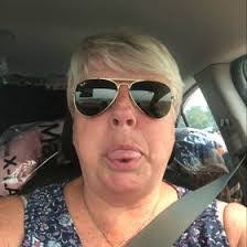 Paula Jablonski's Instagram, Twitter & Facebook