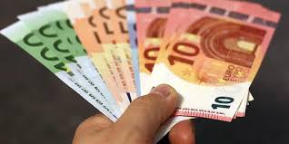 Meine freundin wohnt in einer wohnung. Ab 1 Januar 2020 Mehr Geld Fur Wohngeld Empfangerinnen Und Empfanger Warburg News Nachrichten Aus Warburg Und Umgebung