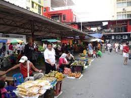 Bize yapılan ödemeler, gösterilen fiyatların sırasını nasıl etkiler? Gaya Sunday Market Near Jalan Tun Fuad Stephens äºšåº‡åŠ é›…è¡—å'¨æ—¥å¸‚åœºçš„å›¾ç‰‡ Tripadvisor