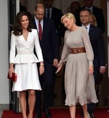 Książę william i kate middleton to prawdopodobnie właśnie ci członkowie rodziny królewskiej, którym szczególnie zależy na unikaniu głośnych skandali w brytyjskich mediach. Ksiaze William I Kate Middleton W Polsce Zdjecia Gdzie Mozna Ich Spotkac W Warszawie I Gdansku Gp24 Pl