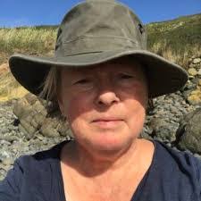 Charlie Hicks's Instagram, Twitter & Facebook