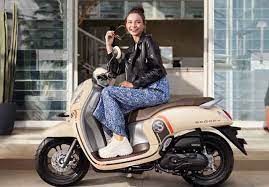 Tampilannya makin retro dengan penmabahan beberapa aksesoris. Trik Modifikasi Honda Scoopy Biar Enggak Norak Carmudi Indonesia