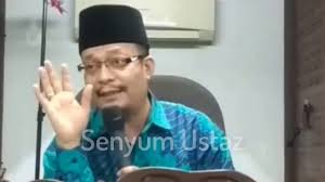 Penurunan asupan makanan dan peningkatan aktivitas tidur otomatis berdampak juga pada suhu tubuhnya. 4 Tanda Tanda Orang Nak Mati Ustaz Kazim Elias Youtube