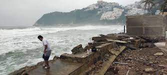 A tres años de ‘Otis’, afectados de la playa Revolcadero de Acapulco se dicen abandonados por el gobierno