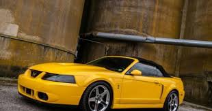 Black And Yellow Mustang Gt 03 04 Screamin Yellow Cobra Ford Mustang Cobra Mustang Shelby Cobra