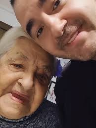 104 Años Abuela Fisioterapia