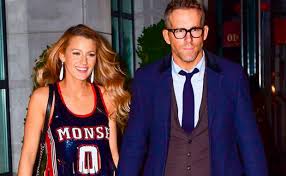 The green lantern stars, who are raising three children together, are often seen busting each other's chops on social media. Blake Ryan Darum Funktioniert Ihre Beziehung Woman At