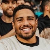 Naeem Smith's Instagram, Twitter & Facebook