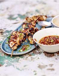 Quand l'oignon est transparent, versez le coulis de tomate et laissez mijoter à feu doux. Recettes De Viandes Genereuses Et Faciles Elle A Table