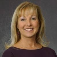 Michelle Houlihan's Instagram, Twitter & Facebook