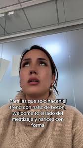 Alexandra Paez Vernay (@alexpaezv)