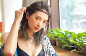 Jun 28, 2021 · 蔡阿嘎經常分享生活趣事。（翻攝自yga0721 ig）〔即時新聞／綜合報導〕網紅蔡阿嘎近日在社群分享收到蘋果寄來「尋物神器」，開玩笑表示將它裝在. é˜¿å–œfç´šç¾Žèƒ¸æ»'å‡ºæ³³è£å«©è…¿è—æ·±ç˜€é'å¼•ç†±è­° åäºº æ™‚å°š