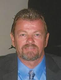 Obituary information for Von Douglas Maxwell