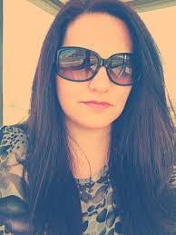 Katie Poff's Instagram, Twitter & Facebook