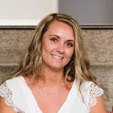 Stacy Lacy's Instagram, Twitter & Facebook