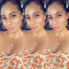 Vanessa Roddy's Instagram, Twitter & Facebook