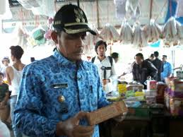 Bahan pewarna secara sederhana dapat didefinisikan sebagai suatu benda berwarna yang memiliki afinitas kimia terhadap benda yang diwarnainya. Bpom Sumbar Amankan Pewarna Makanan Tak Layak Edar Di Pasar Raya Solok Media Harapan