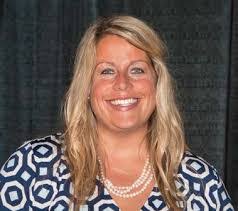 Kara Eck's Instagram, Twitter & Facebook