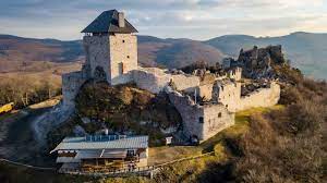 Rákóci ferenc egykori otthonának szegleteit! Die Burg Regec Im Zemplen Gebirge Wunderbaresungarn De